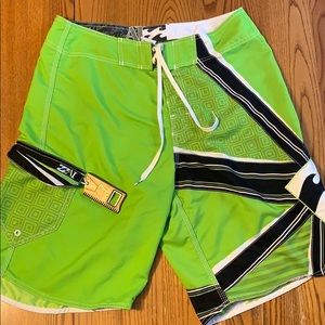 Men’s Billabong board shorts